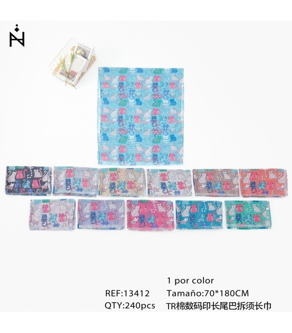 Fular Estampado Con Gato