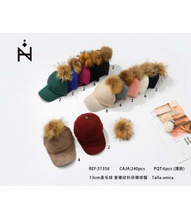 Gorra PomPon Pelo Extraible